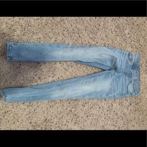 Girl white wash jeans